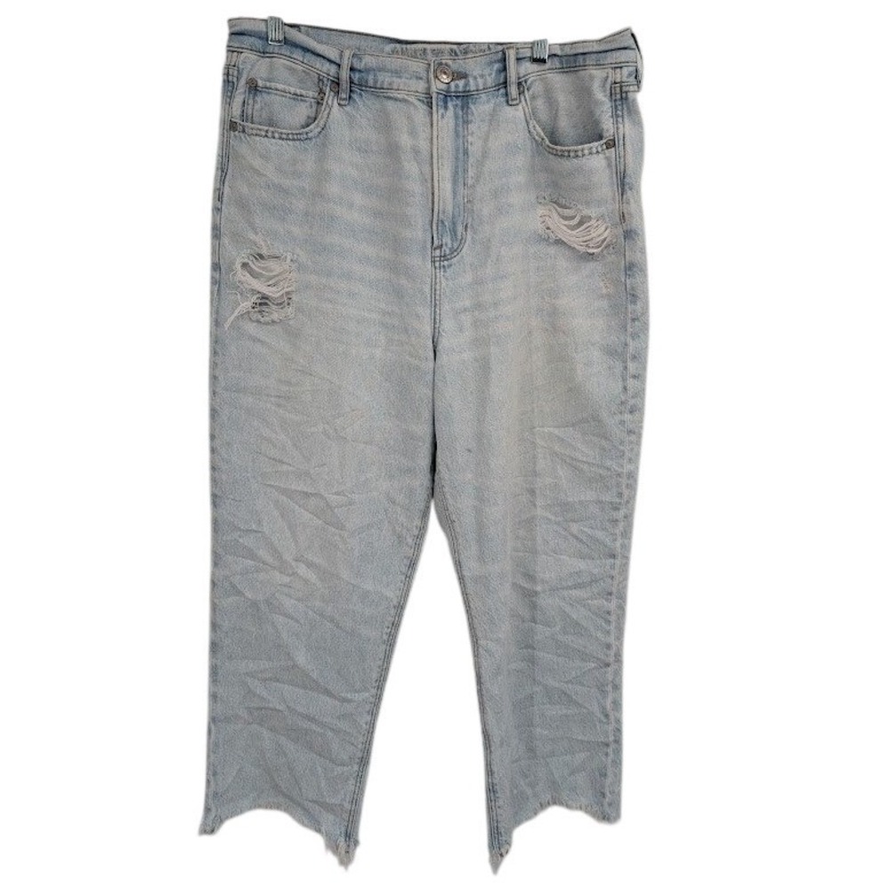 American Eagle Highest Rise 90s Boyfriend Light Wash Distressed Cutoff Jeans 14S